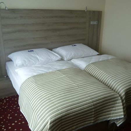 Ea Hotel Kraskov Stary Dvur Luaran gambar