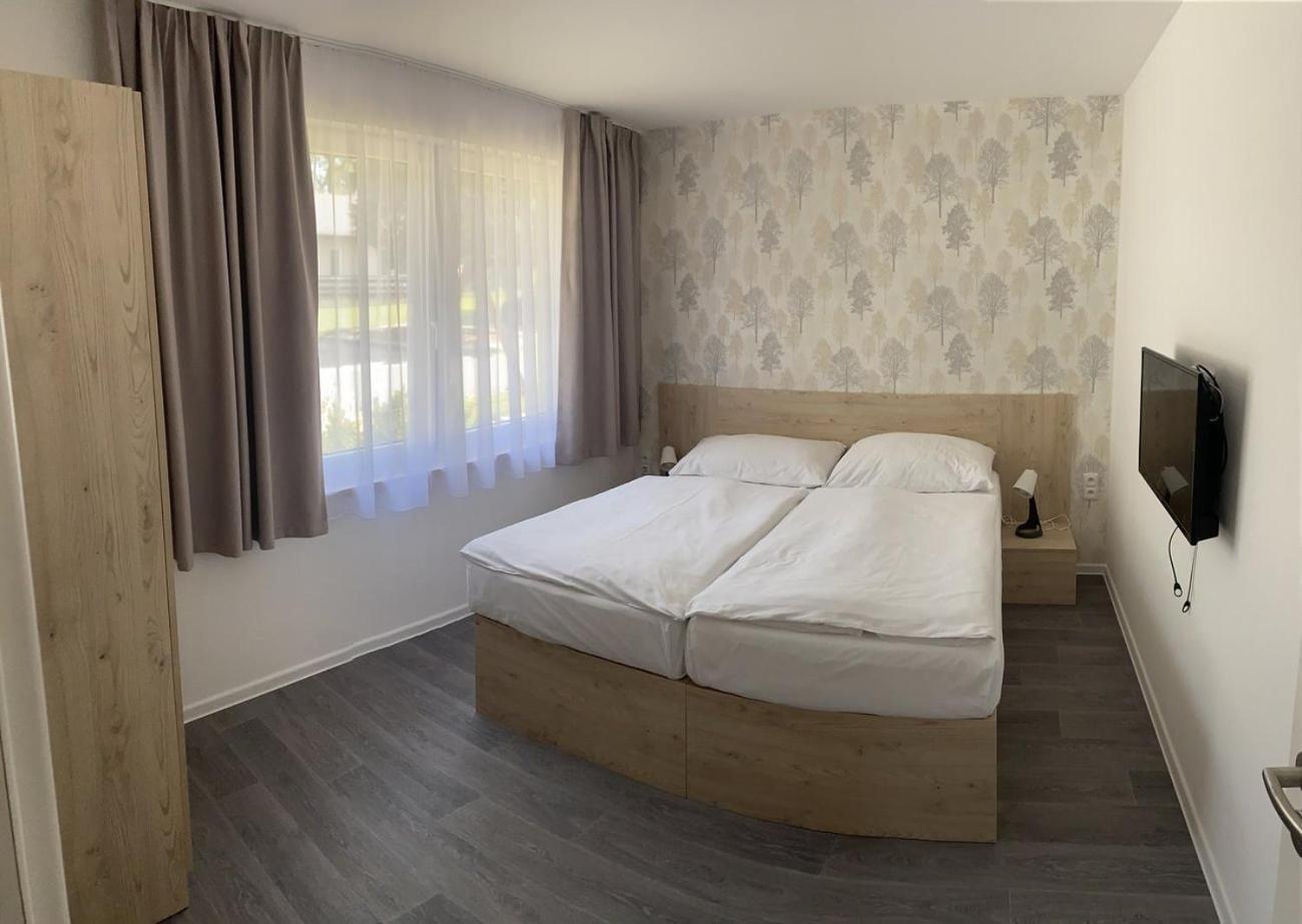 Ea Hotel Kraskov Stary Dvur Luaran gambar