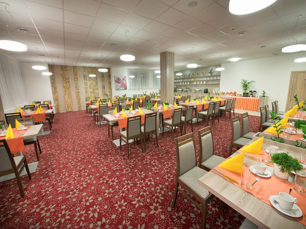 Ea Hotel Kraskov Stary Dvur Luaran gambar