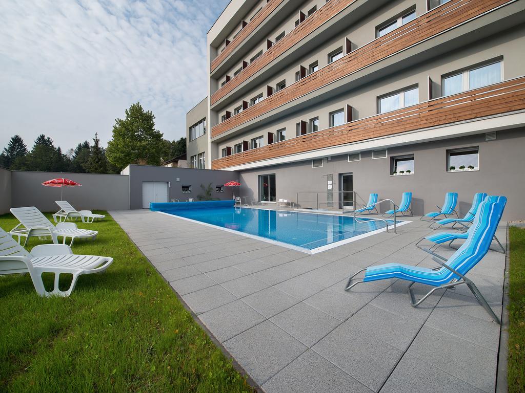Ea Hotel Kraskov Stary Dvur Luaran gambar